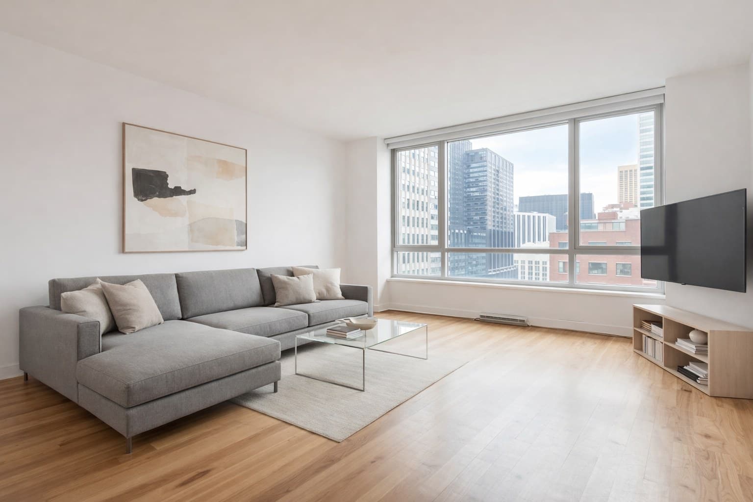 Raum nach Virtual Staging mit KI-Möblierung