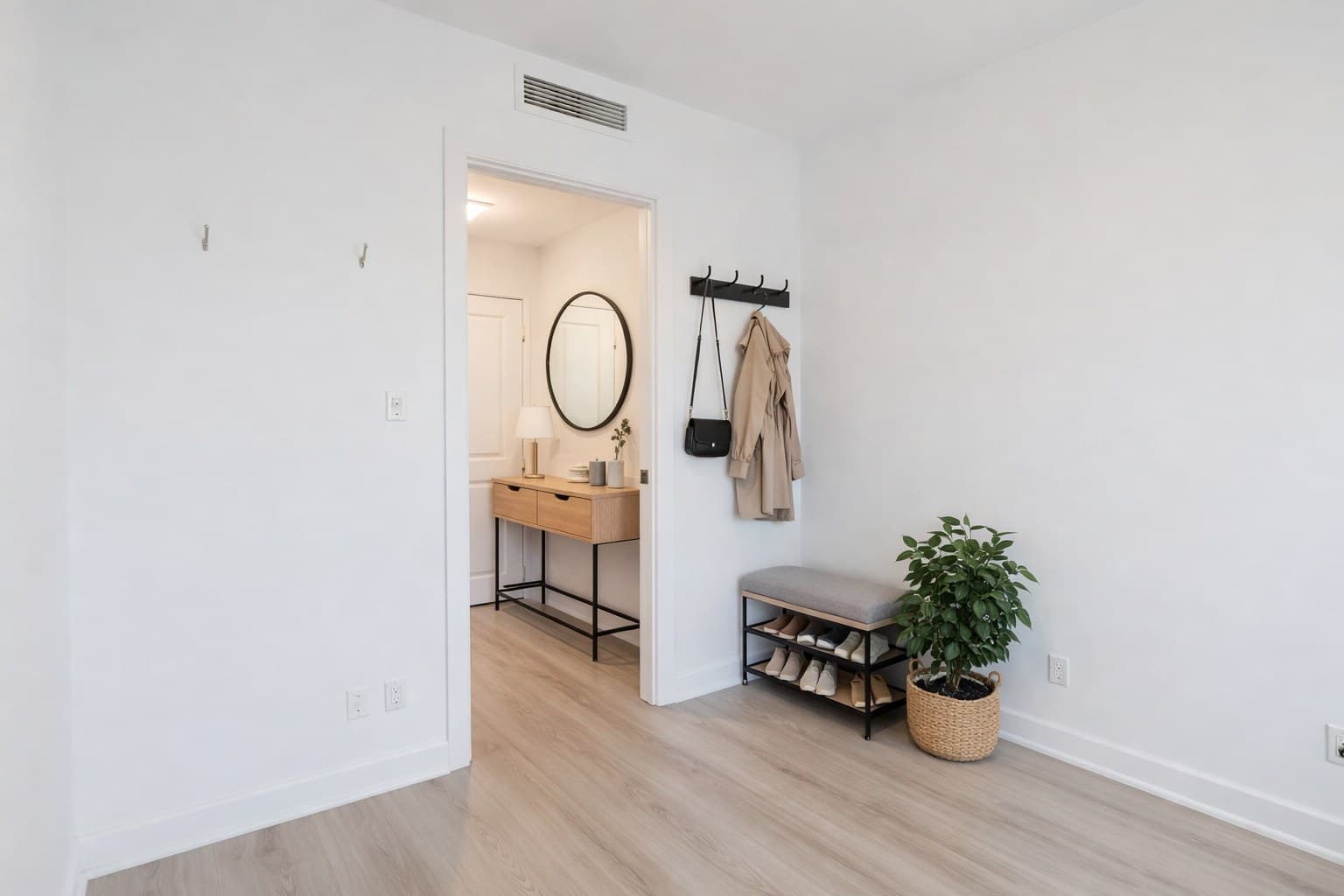 Raum nach Virtual Staging mit KI-Möblierung