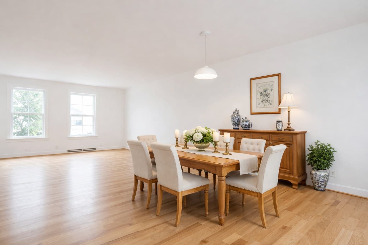 Esszimmer nach Klassisch Virtual Staging mit KI